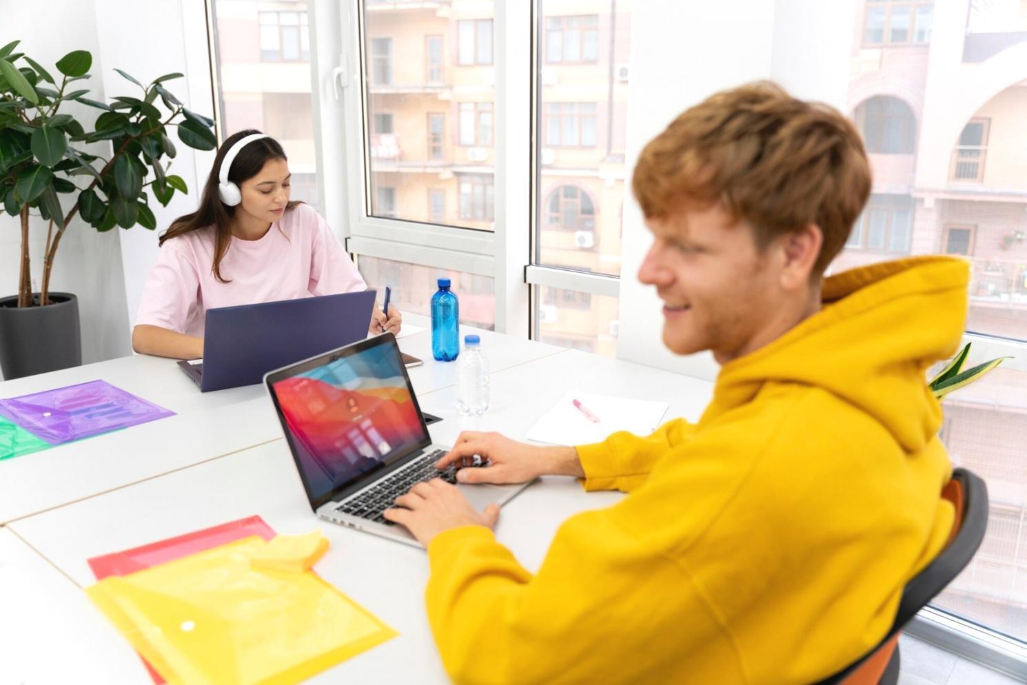 Espacio de trabajo colaborativo donde desarrollamos estrategias de marketing